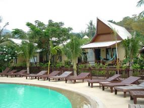 Bungalow Coco Hut Village